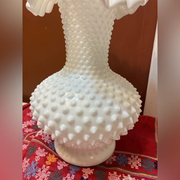 Fenton Ruffled Hobnail Milk Glass vase - Picture 3 of 5